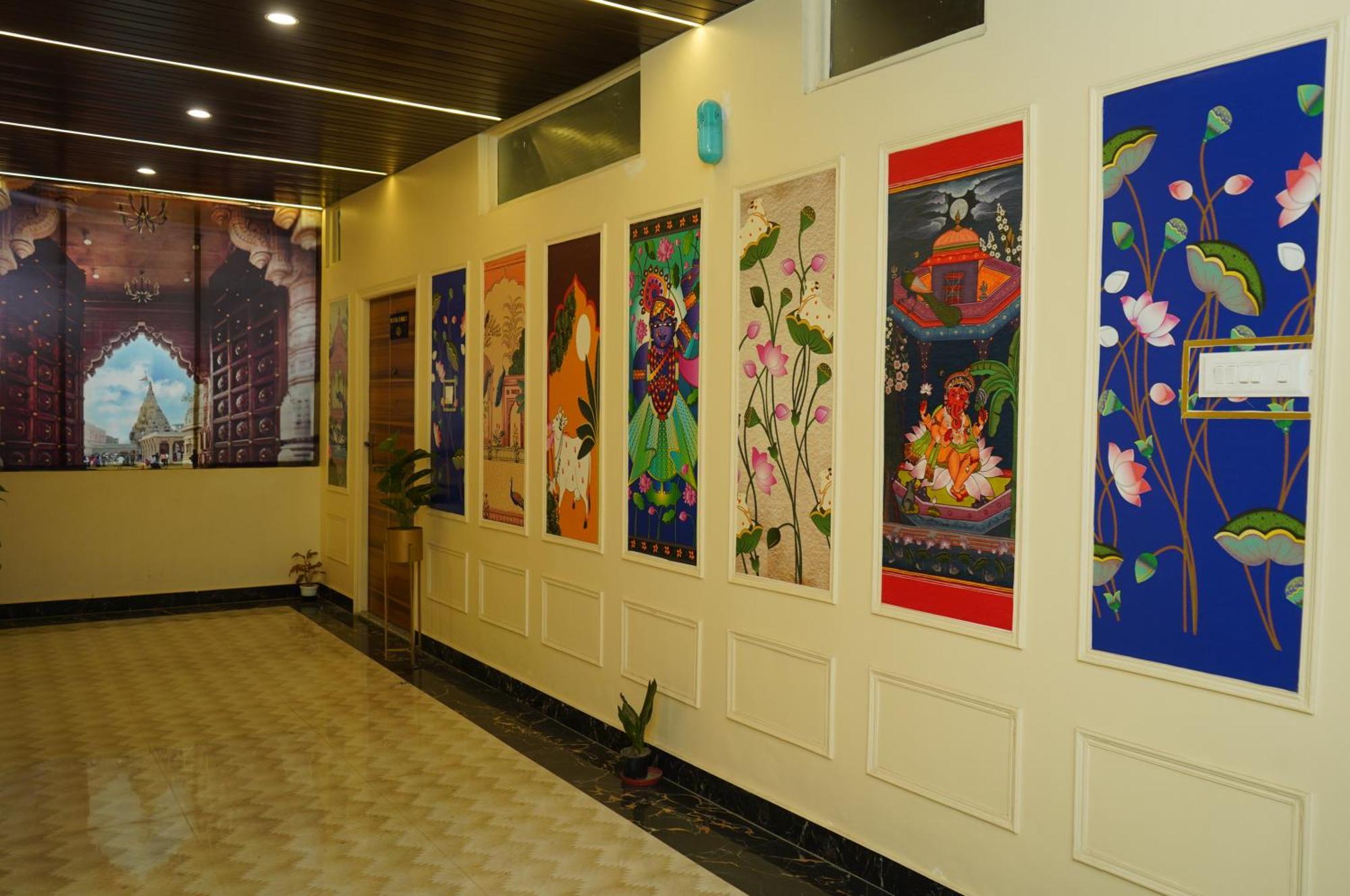 Hotel Golden Lotus Waranasi Zewnętrze zdjęcie