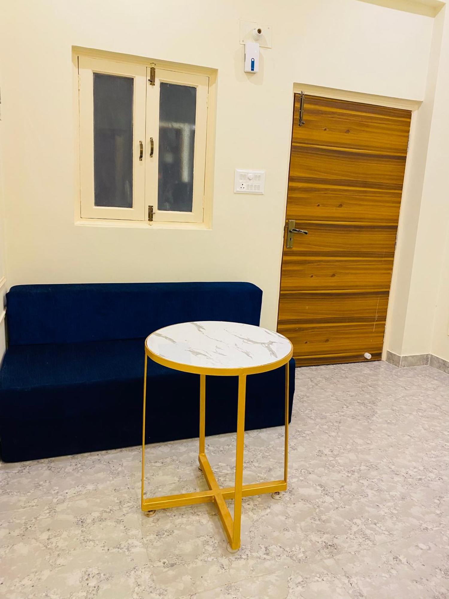 Hotel Golden Lotus Waranasi Zewnętrze zdjęcie